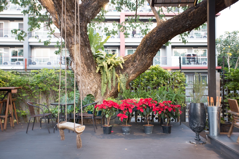 4 เทคนิคออกแบบระเบียงให้ใช้งานได้จริง