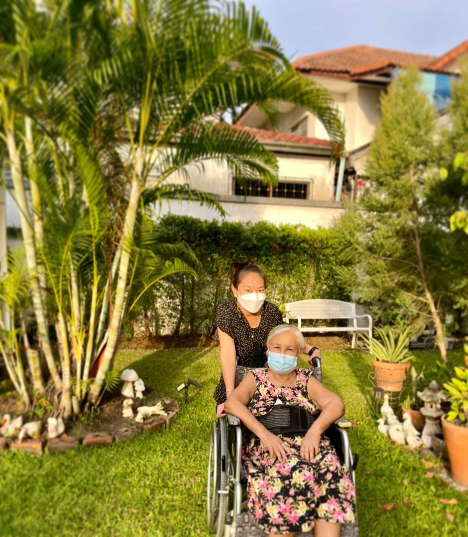 "บ้านน้อง พรสุดา" อดีตนางเอกยุค 90 กับชีวิตภริยานักการทูต และการผันตัวเป็นผู้จัดละคร