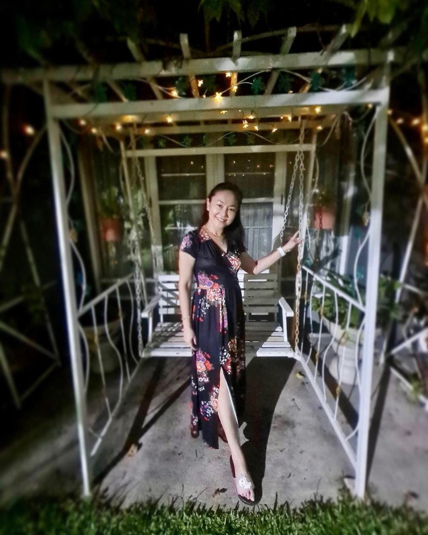 "บ้านน้อง พรสุดา" อดีตนางเอกยุค 90 กับชีวิตภริยานักการทูต และการผันตัวเป็นผู้จัดละคร