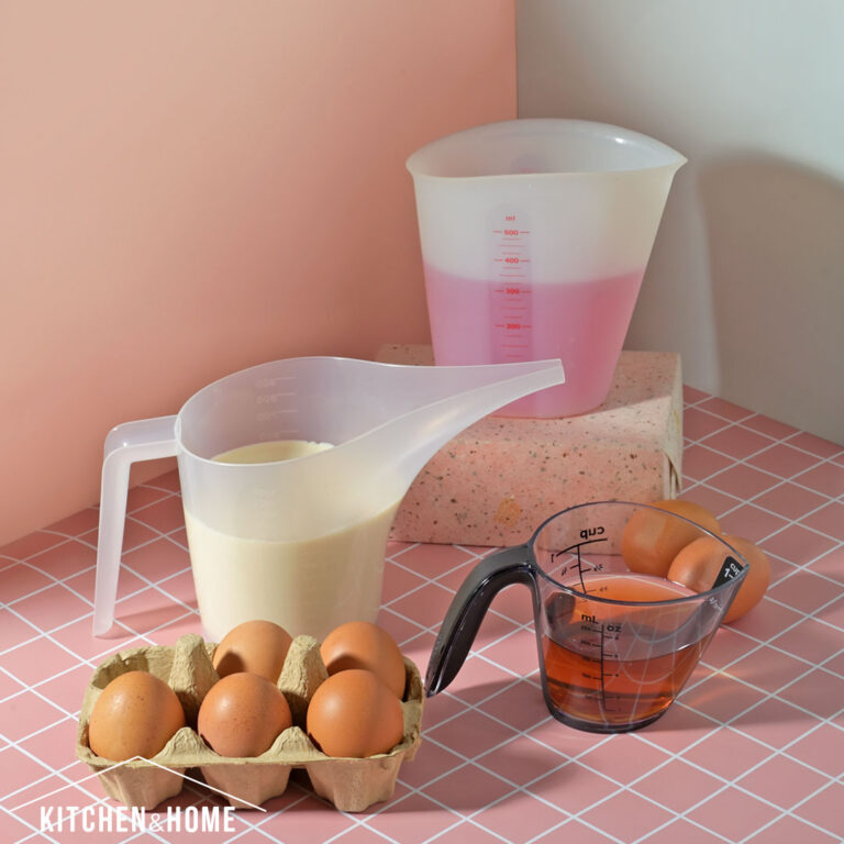 วิธีใช้ถ้วยตวงของเหลว ถ้วยตวงแบบไหนเหมาะกับสูตรอะไรมาดูกัน