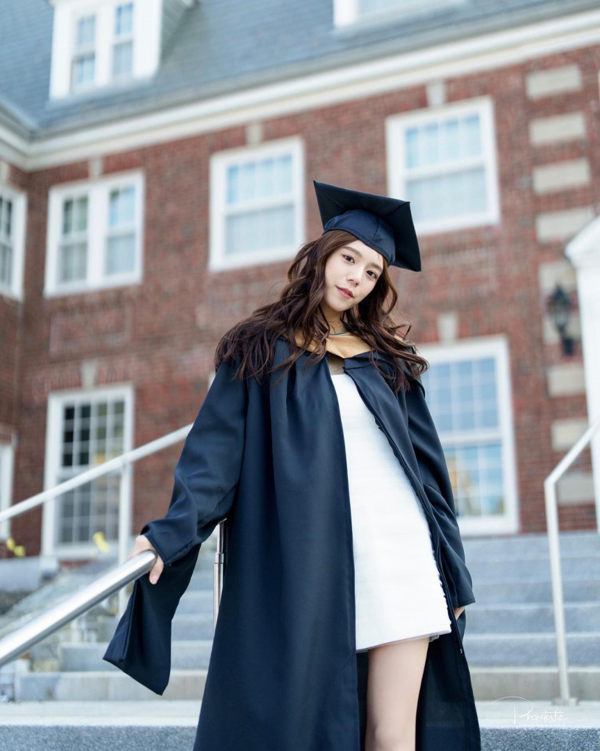 เหม่เหม ธัญญวีร์