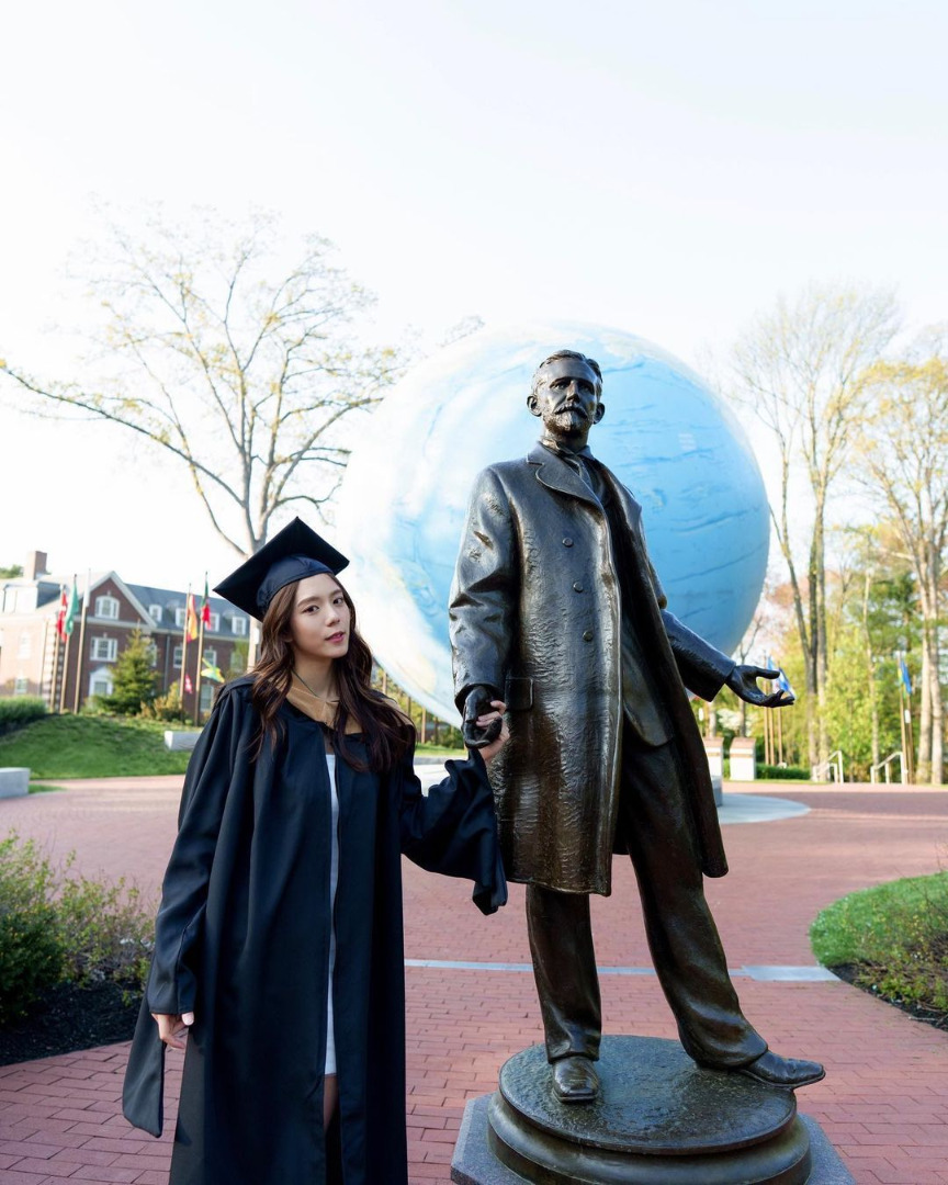 เหม่เหม ธัญญวีร์