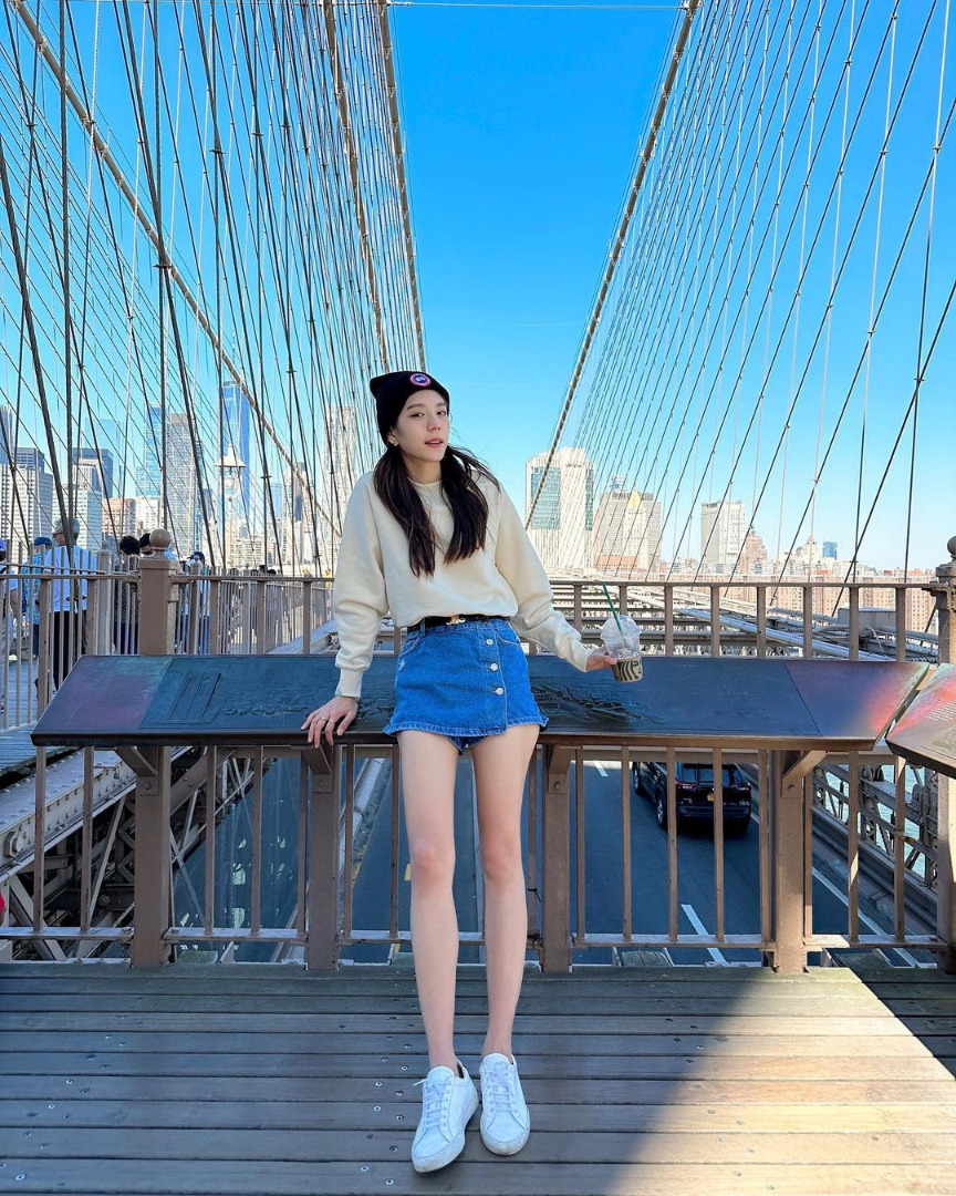 เหม่เหม ธัญญวีร์