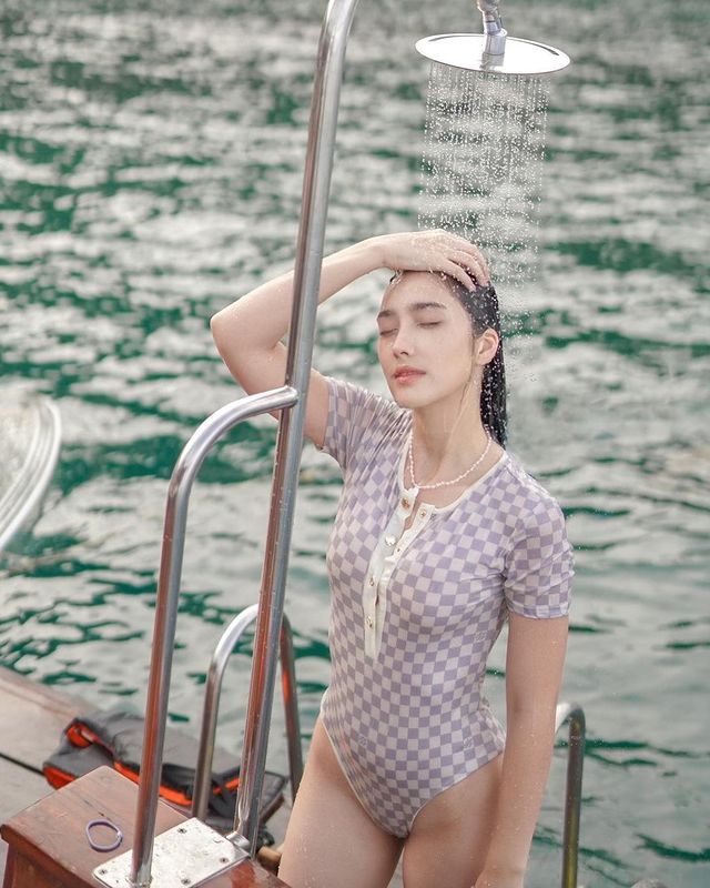 ฮาน่า ลีวิส