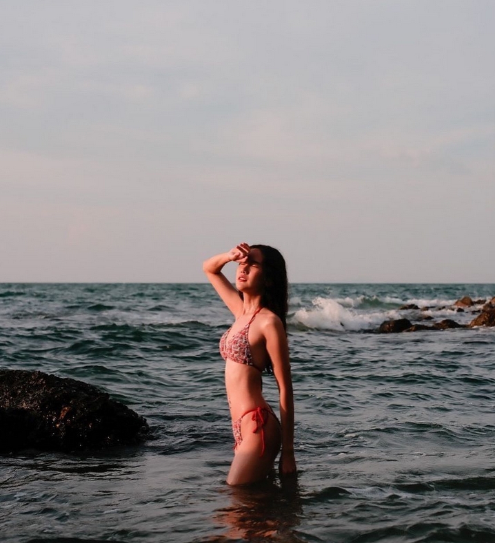 บุ๊ค ณิชารีย์