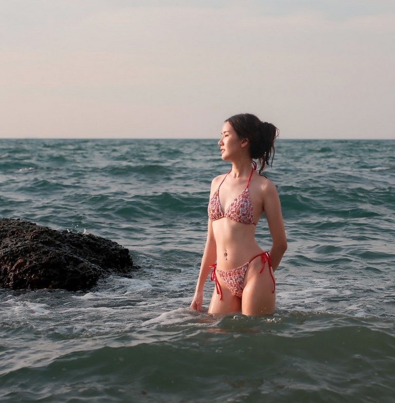 บุ๊ค ณิชารีย์