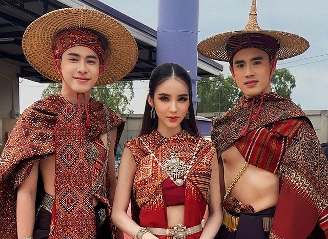 โยชิ รินรดา