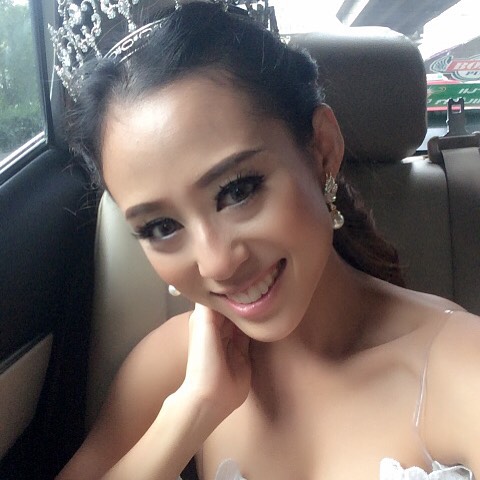  เฟิร์ส สงครามนางงาม