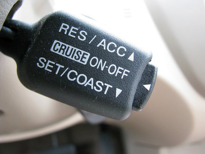 Cruise Control....ใช้ให้เป็นช่วยประหยัดน้ำมัน