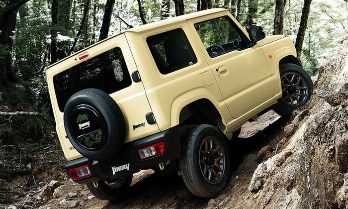 Suzuki Jimny 2019 ขึ้นแท่นรถขับเคลื่อน 4 ล้อดีที่สุดแห่งปีที่อังกฤษ
