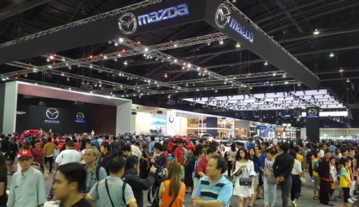 มาสด้า2 ควง CX-3 สวนกระแส ลูกค้าล้นทะลักแห่จองทะลุกว่า 4,500 คัน