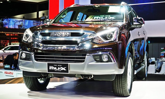 Isuzu MU-X 2017 ไมเนอร์เชนจ์ใหม่ เคาะเริ่ม 1.099 ล้านบาท