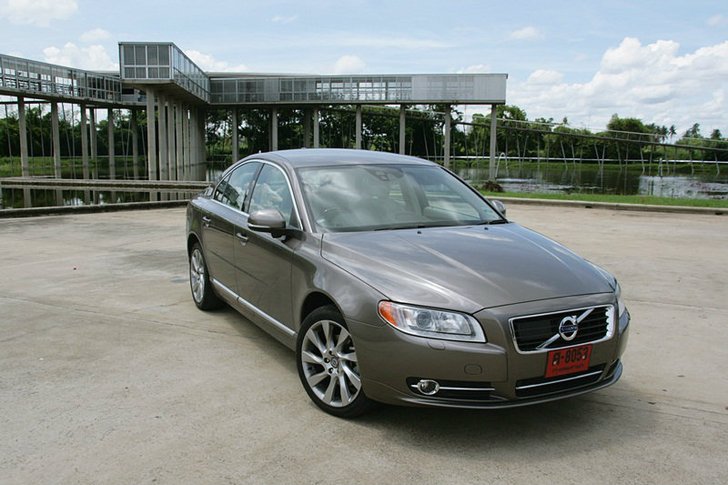 Sanook! Drive : Volvo S80 T4 หรูพันธุ์แรง..ที่เหมาะกับทุกวัย