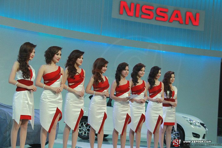 เรียกน้ำย่อย Motor Expo จัดพริตตี้สาว มาให้ชมกันเซทใหญ่