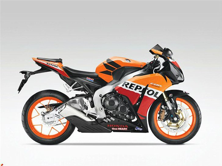 ฮอนด้าเปิดตัว CBR1000RR 2 ลายใหม่พร้อมเปิดรับจอง CB500X