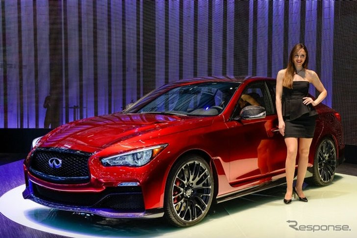 Nissan เผยโฉม GT-R เวอร์ชั่น 4 ประตู