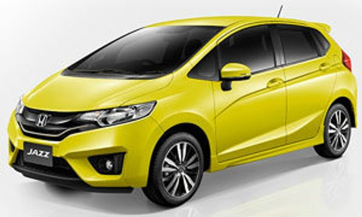 เปรียบเทียบ Honda Jazz เก่า-ใหม่ มีอะไรเพิ่มขึ้นบ้าง!