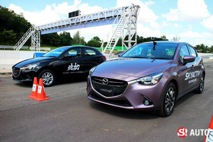 รีวิว Mazda 2 2015 SKYACTIV ในแบบ First Impression บนสนามโบนันซ่าเซอร์กิต