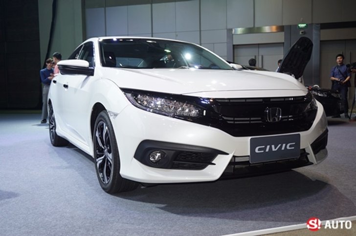 2016 Honda Civic โมเดลเชนจ์ใหม่ เปิดตัวในไทยอย่างเป็นทางการ เคาะเริ่ม 8.69 แสนบาท