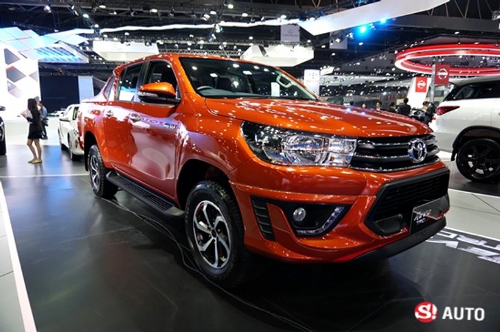 ในงานมอเตอร์โชว์ เผยโฉม Toyota Revo TRD Sportivo และ Fortuner TRD Sportivo เริ่ม 7.22 แสนบาท