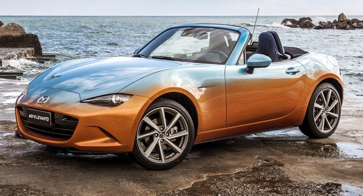 เฟี้ยวอ่ะ! Mazda MX-5 Levanto สีทูโทน-ภายในตกแต่งด้วย 'ผ้ายีนส์'