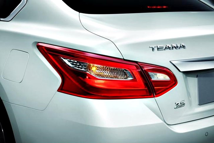ทีเซอร์ 2017 Nissan Teana ไมเนอร์เชนจ์ใหม่ก่อนเปิดตัวจริงที่จีน