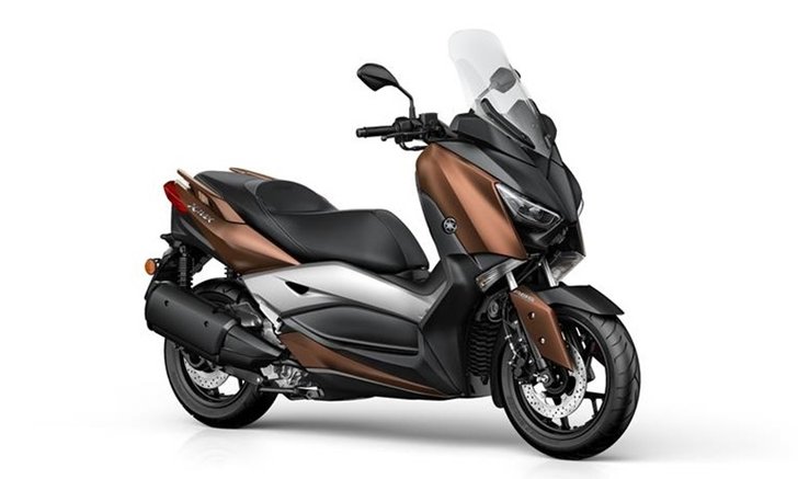 Yamaha XMAX 300 สกู๊ตเตอร์รุ่นเล็กเตรียมเปิดตัวมีนาคม 2017 นี้