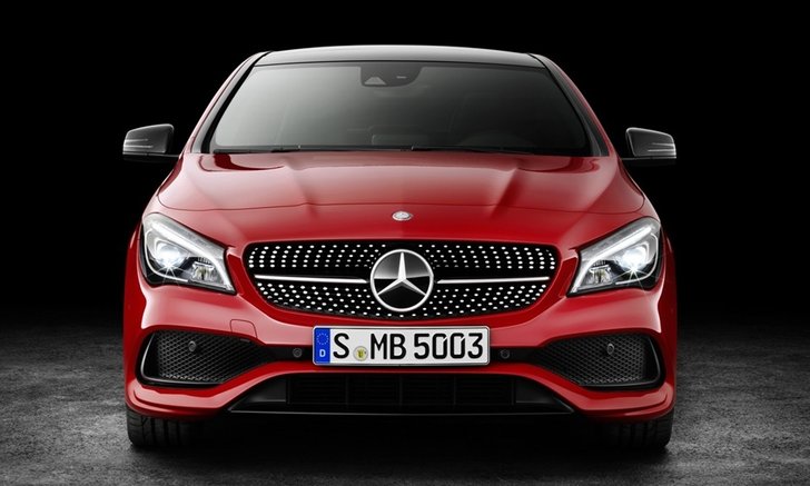 Mercedes-Benz A-Class เตรียมเปิดตัวเวอร์ชั่น 4 ประตู ท้่าชน BMW 1-Series Sedan
