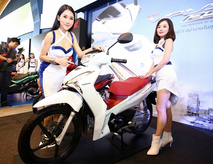 Honda Wave 125i 18 ใหม ประหย ด 64 กม ล ตร ราคาเร ม 52 800 บาท