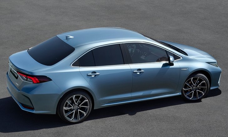 Toyota Corolla Sedan 2019 เวอร์ชั่นยุโรปเผยโฉมแล้ว เพิ่มอ็อพชั่นล้ำเพียบ