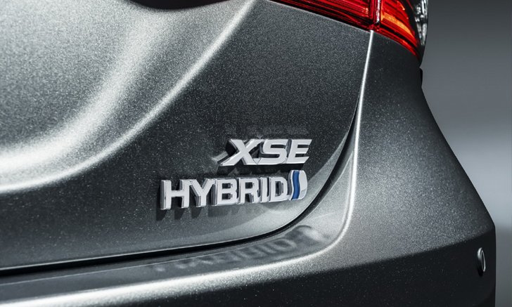 เปิดตัวสหรัฐฯ ต้นปีหน้า! Toyota Camry Hybrid โฉม 2021 เคาะราคาขาย 8.8 แสนบาท