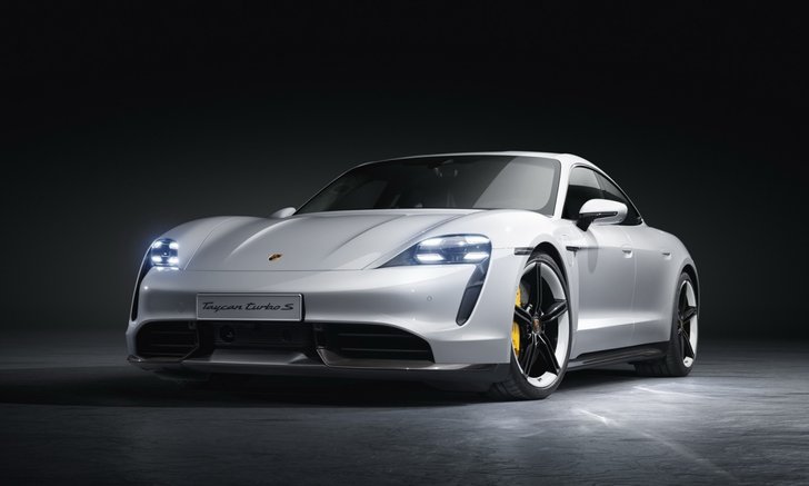 จี๊ดกว่าเคย! Porsche Taycan Turbo S 2021 รถสปอร์ตไฟฟ้าเวอร์ชั่นอัปเกรดใหม่
