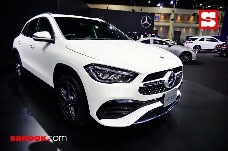 Mercedes-Benz GLA200 AMG Dynamic 2021 ใหม่ เคาะราคา 2,399,000 บาท