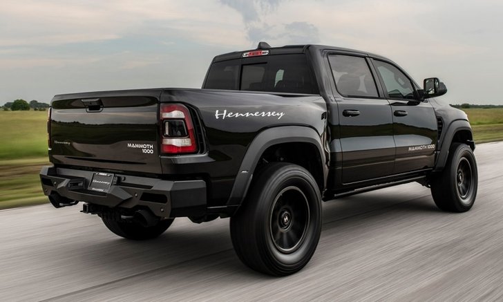 hennessey_04