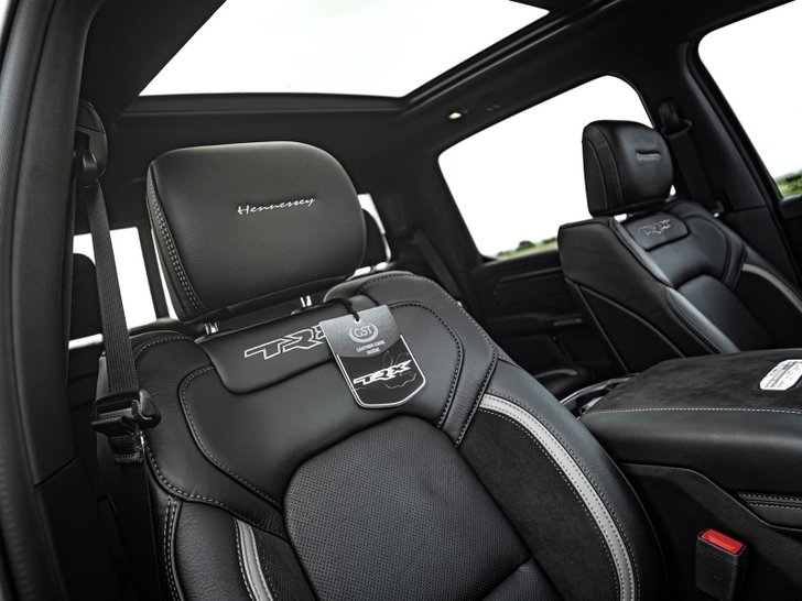 hennessey_01