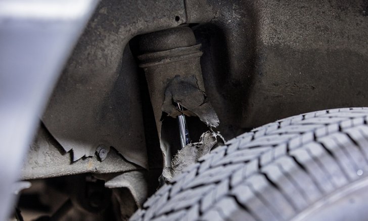 .สังเกต 8 สัญญาณเตือนรถยนต์ ก่อนโช้คอัปพัง.