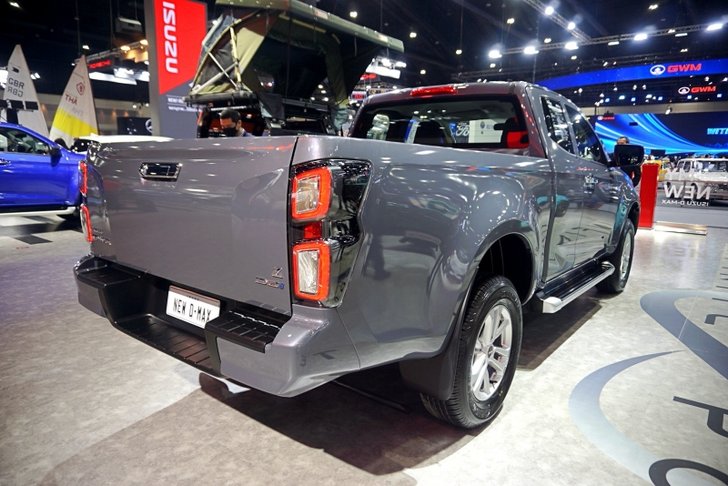 Isuzu D-Max 2 ประตู Hi-Lander Z