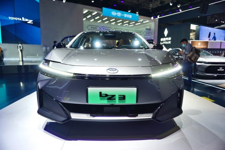 toyota_bz3_06