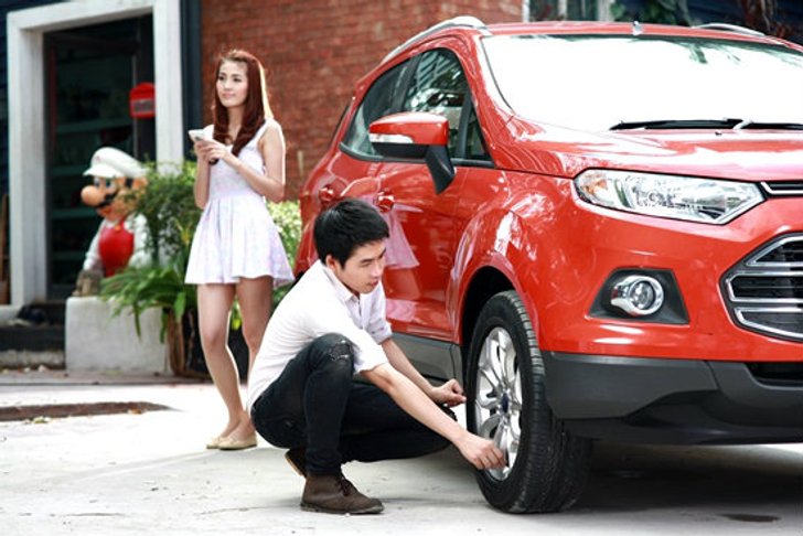 วิธีตรวจเช็คสภาพยางรับมือเดินทางหยุดยาวสงกรานต์ 2558