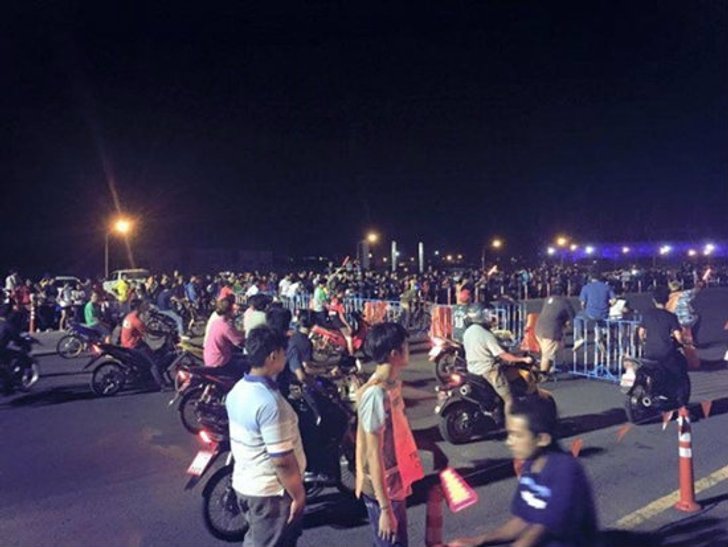 เด็กแว๊นเฮลั่น เริ่มวันแรก ลุงเนวินไฟเขียวซิ่งบนสนามไอ-โมบาย ทุกคืนวันศุกร์
