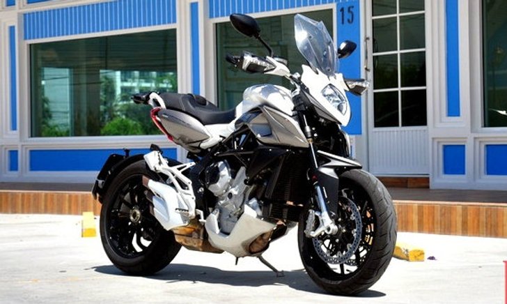 รีวิว MV Agusta Stradale 800 โมโตทัวริ่ง ที่สวยสุดในโลก