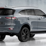 Isuzu MU-X Phantom Collection