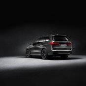 ดาร์กกันให้หนำใจ! BMW X7 Dark Shadow Edition ผลิตน้อยแค่ 500 คัน