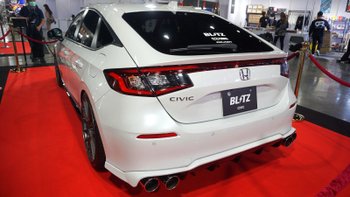 มาโชว์แต่ไม่ขาย! Honda Civic Hatchback (FL1) พร้อมชุดแต่ง BLITZ แท้ส่งตรงจากญี่ปุ่น
