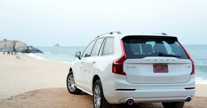  Volvo XC90 D5 AWD Momentum 