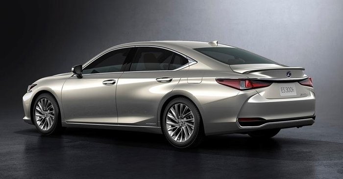 Lexus es300h 2018