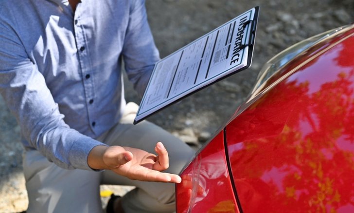 .จ่ายค่าประกันรถ สด หรือ ผ่อน แบบไหนดีกว่ากัน?.