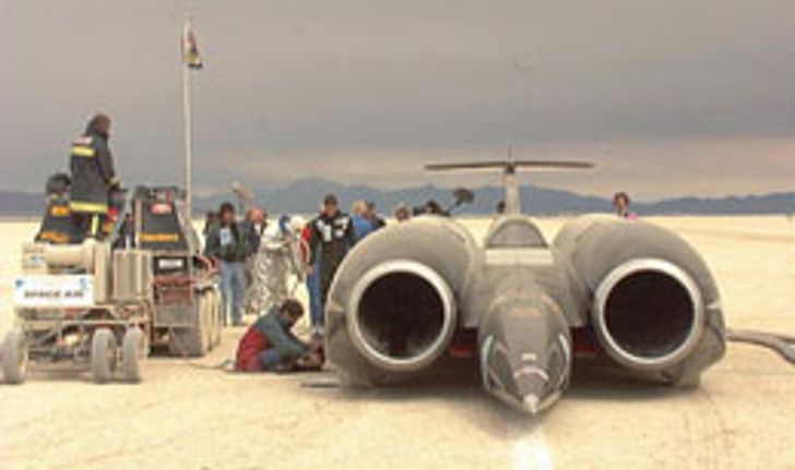 Thrust SSC เจ้าตำนานรถพลัง110,000 แรงม้า