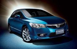 Honda Civic ขยับตัวกระตุ้นตลาด ส่งสีใหม่ “น้ำเงินมุกไดโน” พร้อมเปิดราคาใหม่ 7 รุ่น