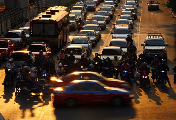 อนิจจังป้ายแดงเกลื่อน..เตรียมตัวรถติดเพิ่ม..ทางออกอยู่ตรงไหน?